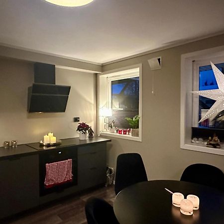 Your Home Away From Home, Apartment 1 トロムソ エクステリア 写真